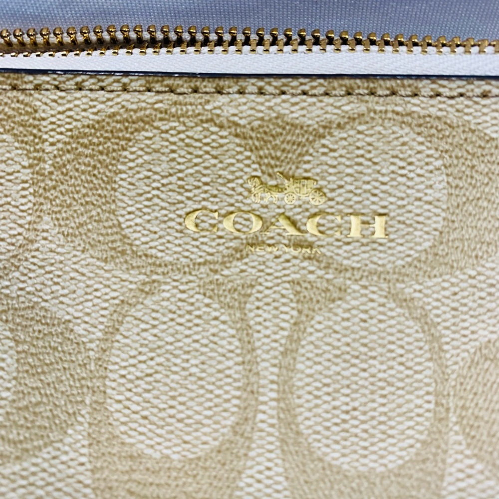 Coach Gold Cosmetic Bag - Picture 2 of 8